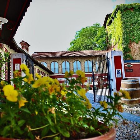 Foresteria Ristorante Conti Roero Monticello d'Alba Zewnętrze zdjęcie