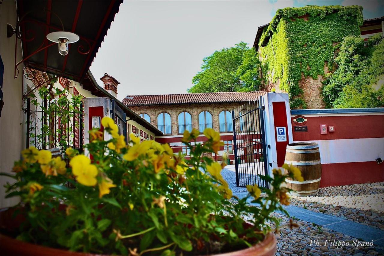 Foresteria Ristorante Conti Roero Monticello d'Alba Zewnętrze zdjęcie