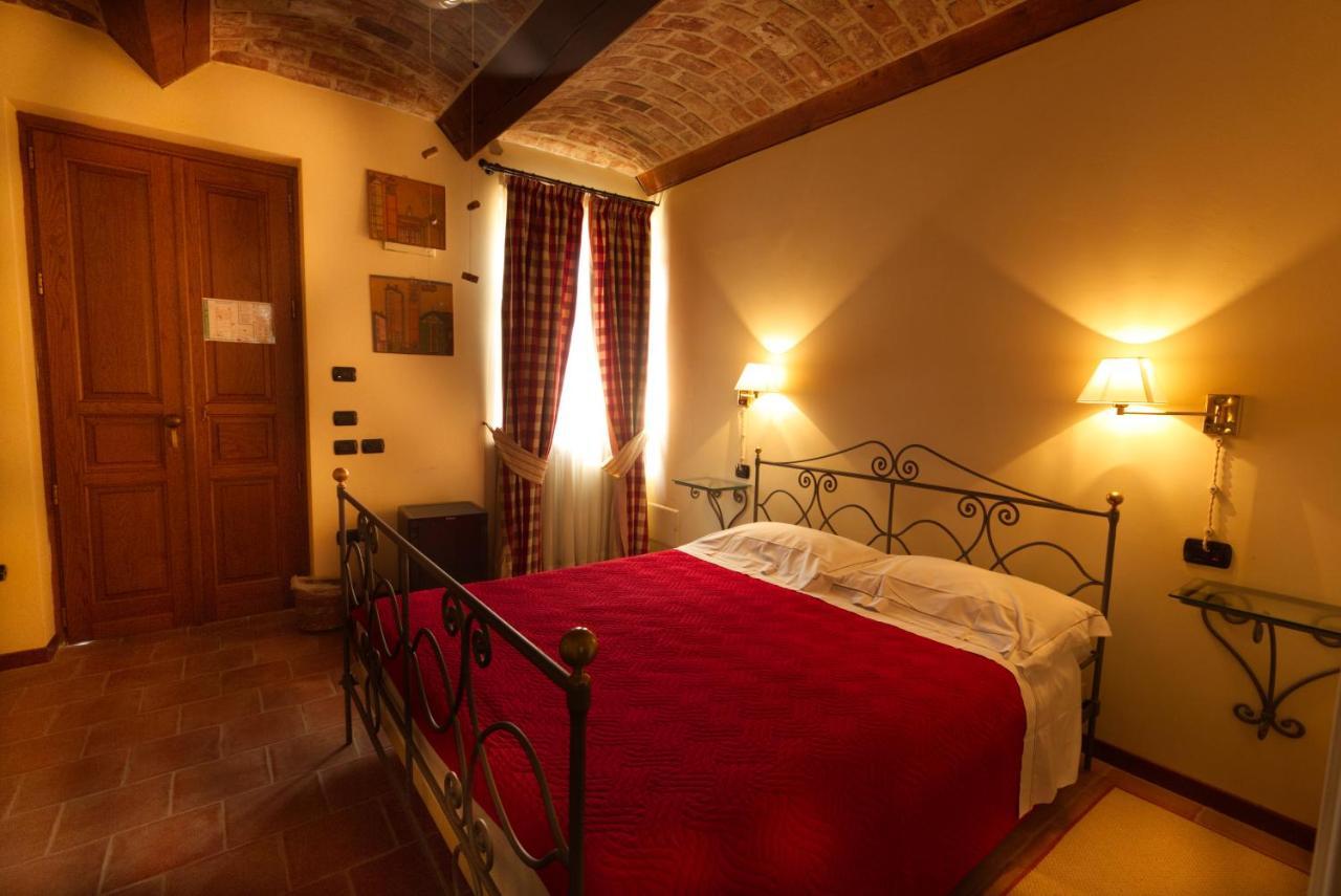 Foresteria Ristorante Conti Roero Monticello d'Alba Pokój zdjęcie