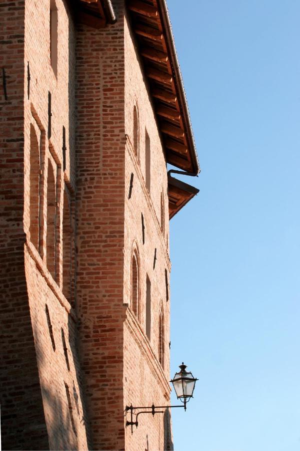 Foresteria Ristorante Conti Roero Monticello d'Alba Zewnętrze zdjęcie