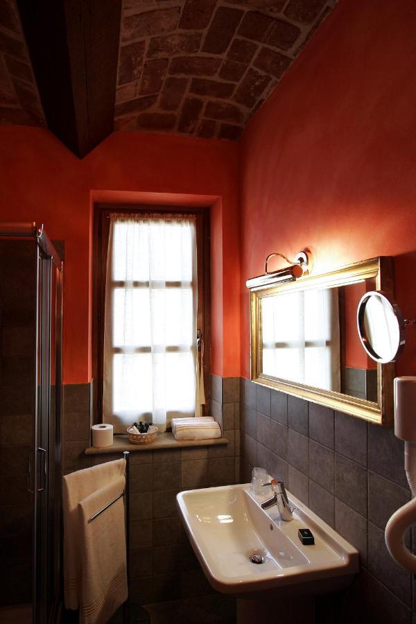 Foresteria Ristorante Conti Roero Monticello d'Alba Zewnętrze zdjęcie
